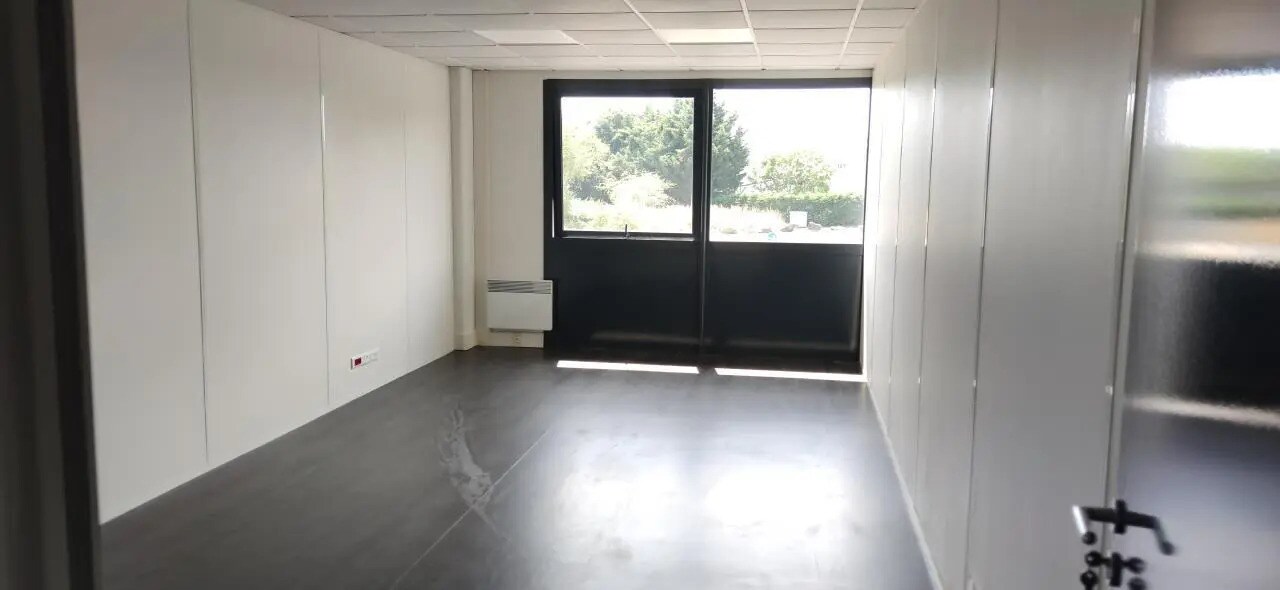 Local d’activités dans Herblay-sur-Seine à louer Photo intérieure– Image 1 sur 15