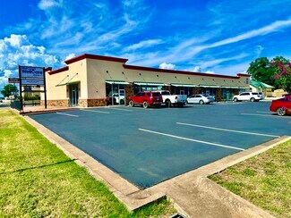 Plus de détails pour 102 W Dallas St, Llano, TX - Local commercial à louer