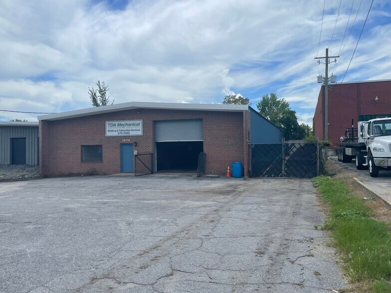 1074 Martin Luther King Jr Blvd, Columbus, GA à louer - Photo de l’immeuble – Image 1 sur 16