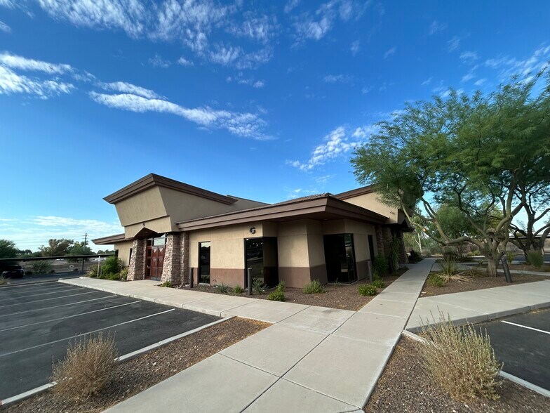 15396 N 83rd Ave, Peoria, AZ à vendre - Photo de l’immeuble – Image 2 sur 4