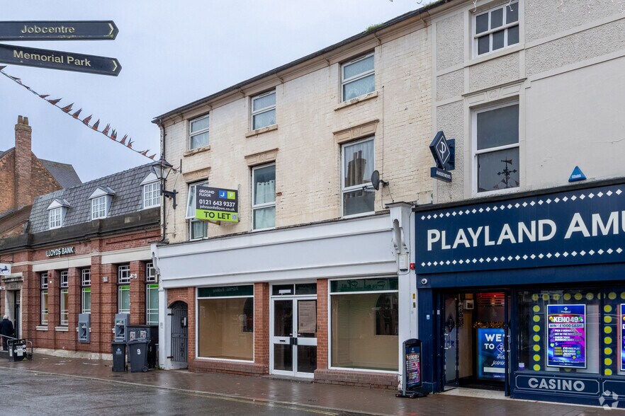 9 Market Pl, Willenhall à louer - Photo de l’immeuble – Image 2 sur 2