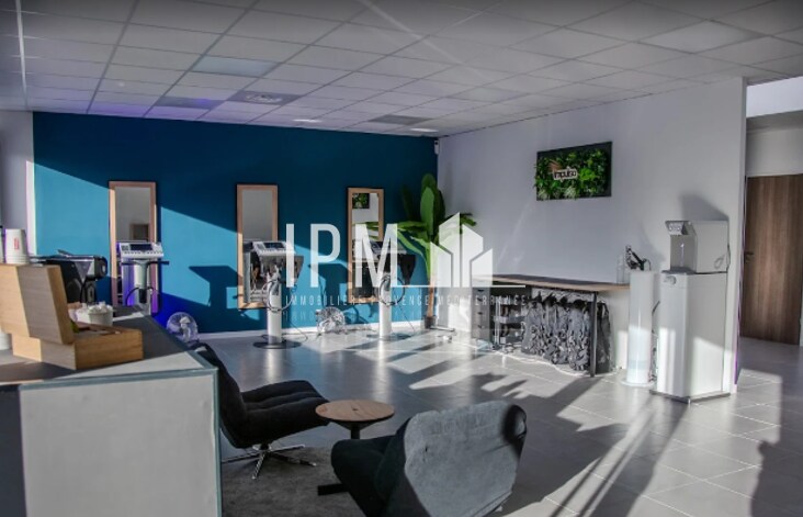 Zac Saint Estève, Roquevaire à louer Photo principale– Image 1 sur 6