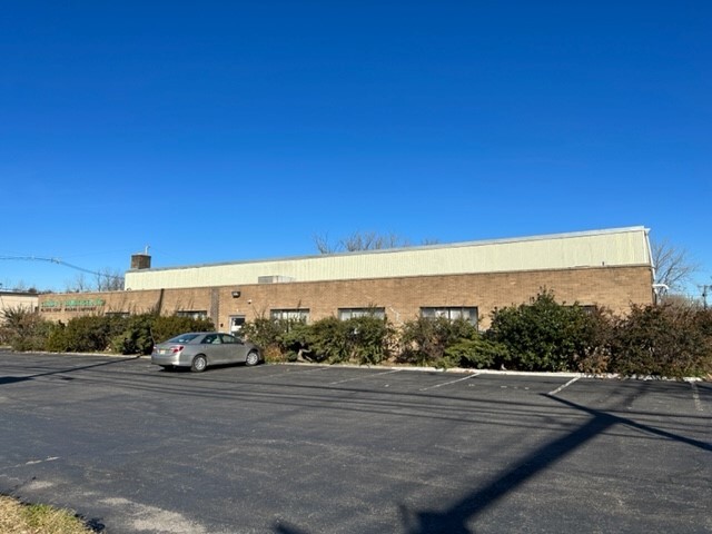 111 Paterson Plank Rd, Carlstadt, NJ à louer - Photo de l’immeuble – Image 1 sur 4