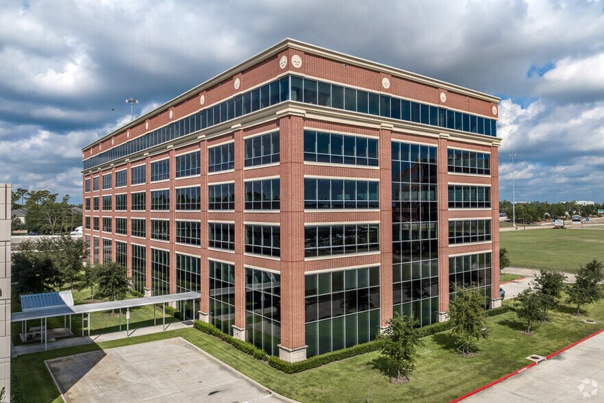 19350 State Highway 249, Houston, TX à vendre - Photo de l’immeuble – Image 3 sur 4