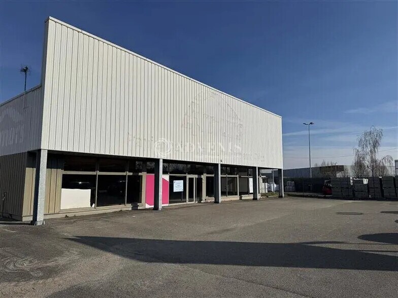 Local commercial dans Ostwald à louer - Photo de l’immeuble – Image 2 sur 9