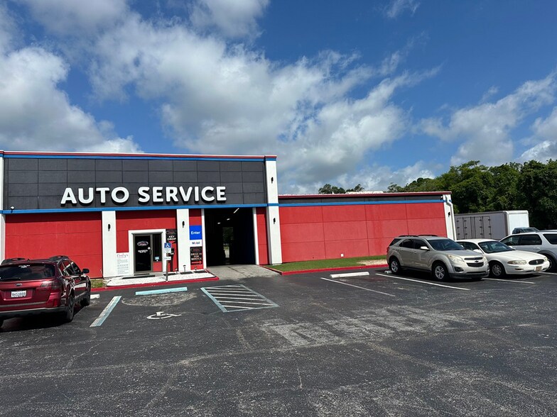 5675 Davis Hwy, Pensacola, FL à vendre - Photo de l’immeuble – Image 3 sur 7