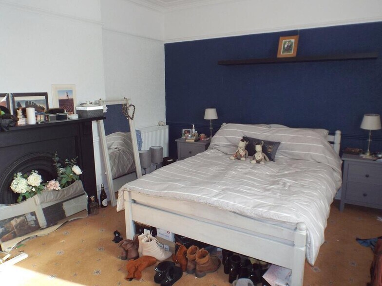 2 Esplanade, Burnham On Sea à vendre - Photo de l’immeuble – Image 3 sur 28
