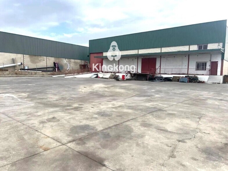 Industriel/Logistique dans San Martín de la Vega, Madrid à vendre - Photo de l’immeuble – Image 1 sur 21