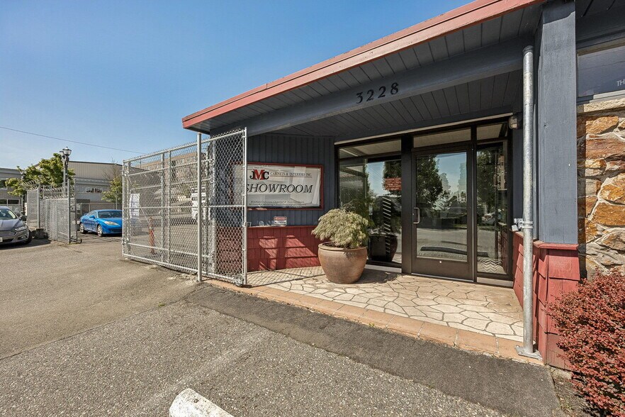 3228-3220 McDougall Ave, Everett, WA à vendre - Photo intérieure – Image 2 sur 6