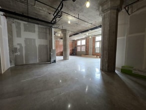 15 S Ontario St, Toledo, OH à louer Photo intérieure– Image 2 sur 9