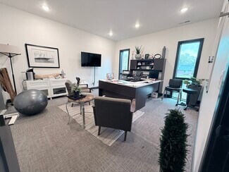 Plus de détails pour 4685 S Highland Dr, Holladay, UT - Bureau à louer