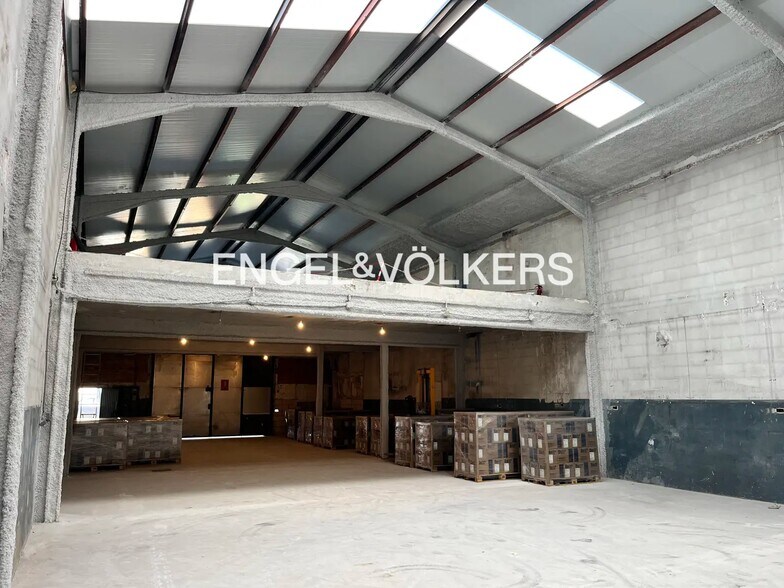 Industriel/Logistique dans La Llagosta, Barcelona à vendre - Photo intérieure – Image 2 sur 3