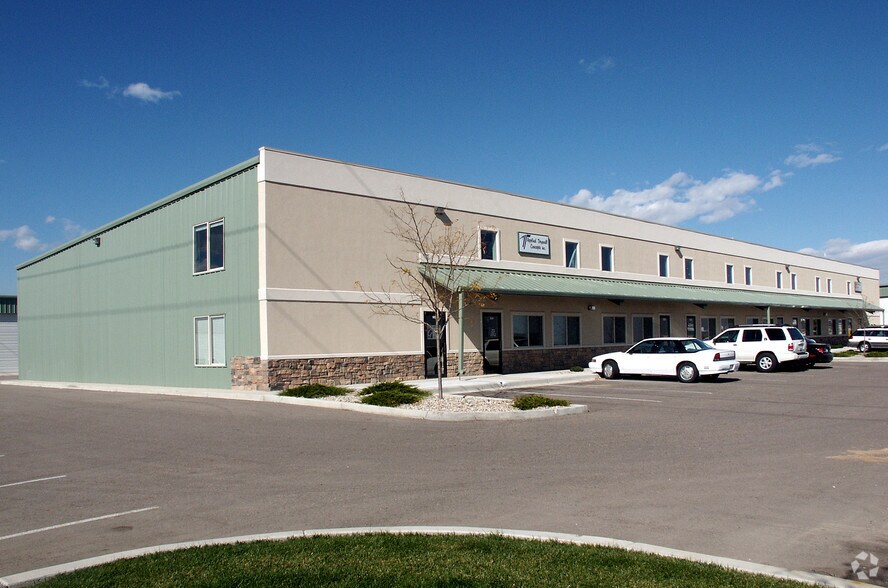 502-516 W 66th St, Loveland, CO à louer - Photo de l’immeuble – Image 2 sur 4