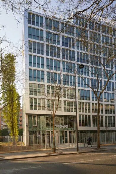 25-27 Rue De Tolbiac, Paris à louer - Photo de l’immeuble – Image 1 sur 7