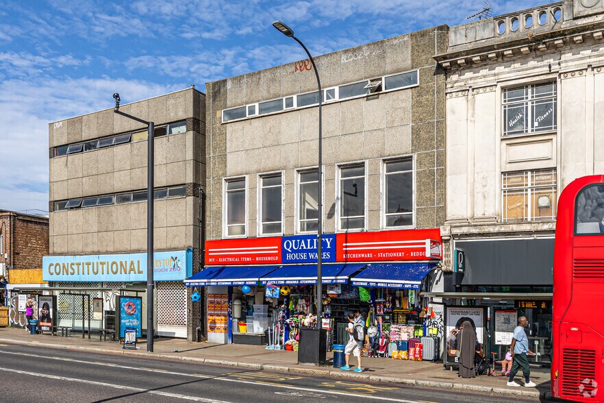 104-106 Rushey Green, Londres à louer - Photo de l’immeuble – Image 2 sur 2