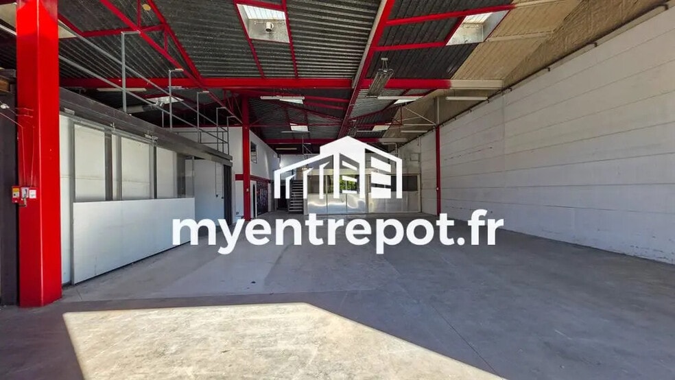 Boulevard De La Pomme, Marseille à louer - Photo de l’immeuble – Image 3 sur 9