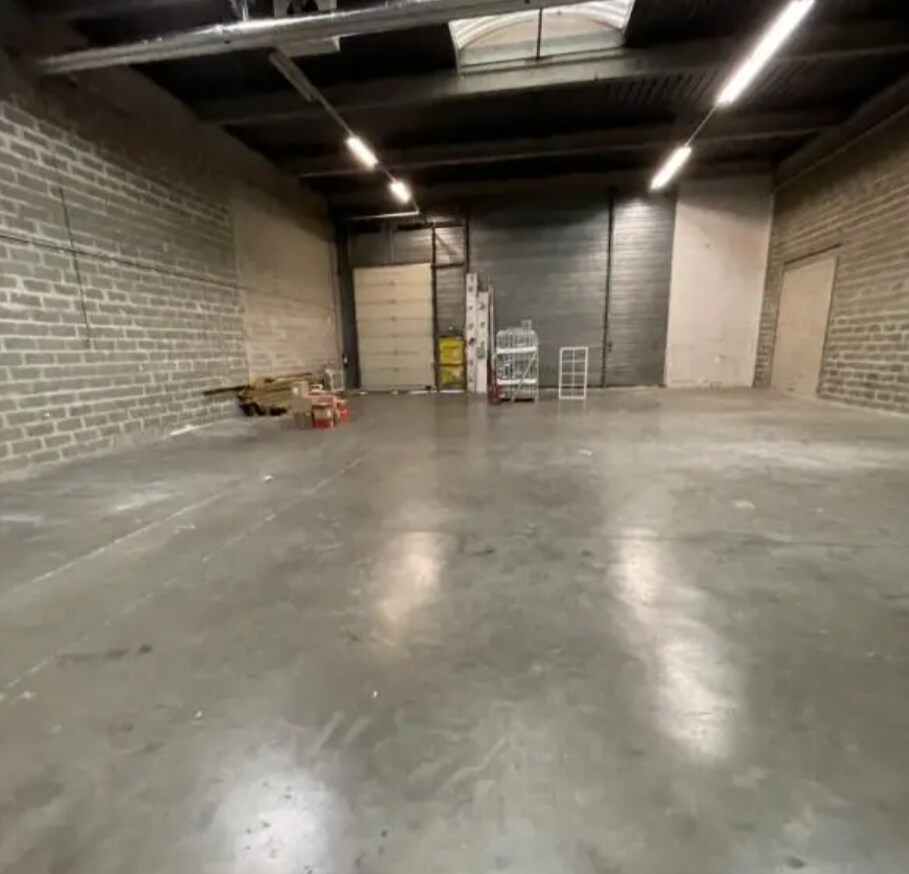 Industriel/Logistique dans Gennevilliers à louer Photo intérieure– Image 1 sur 9