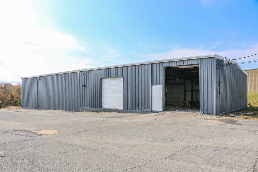 401 W Coffin St, Denison, TX à louer - Photo de l’immeuble – Image 2 sur 11