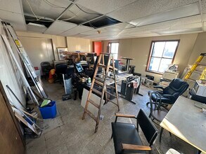 760 Main St, Waltham, MA à louer Photo intérieure– Image 2 sur 5