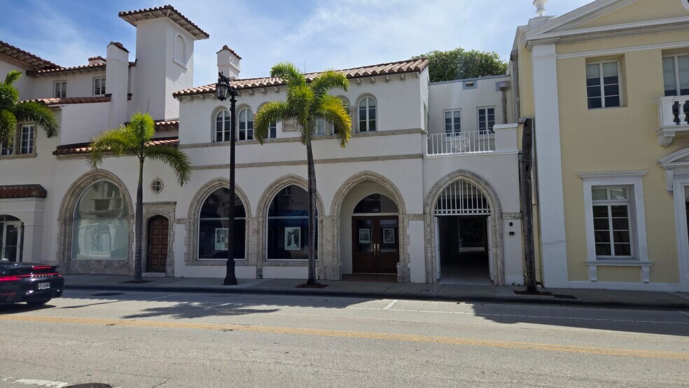 239 S County Rd, Palm Beach, FL à louer - Photo de l’immeuble – Image 3 sur 13
