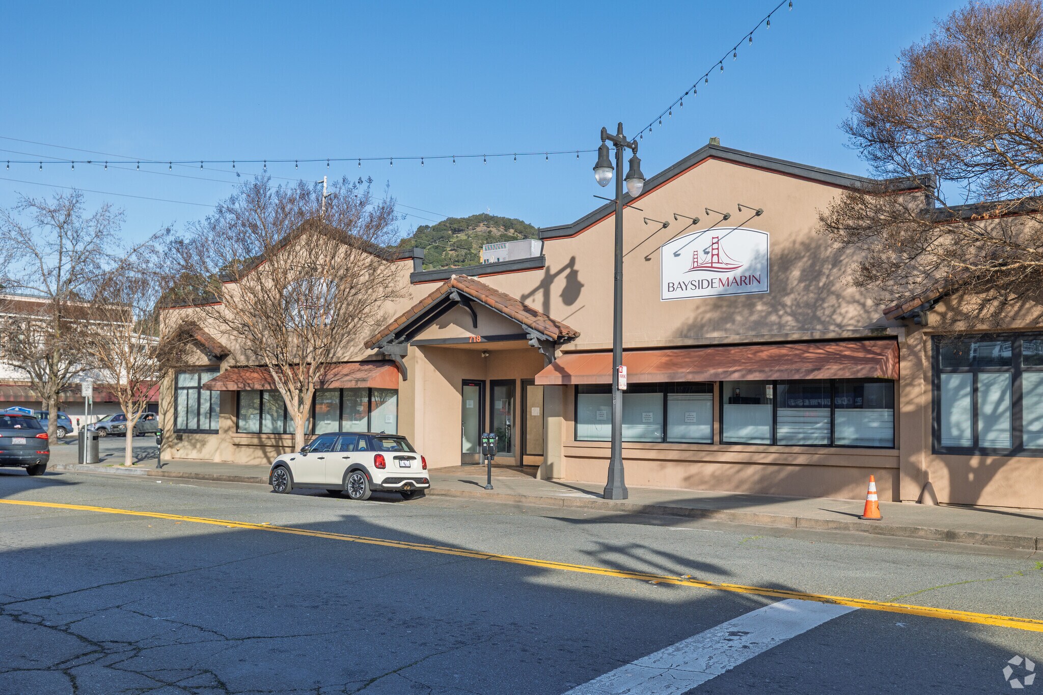 724 Fourth St, San Rafael, CA à vendre Photo principale– Image 1 sur 5