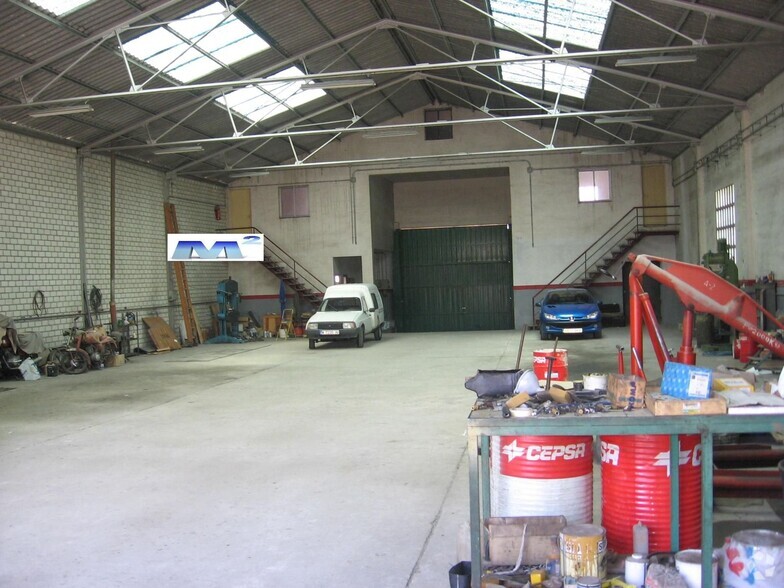 Industriel/Logistique dans Cobeña, Madrid à vendre - Photo de l’immeuble – Image 3 sur 3