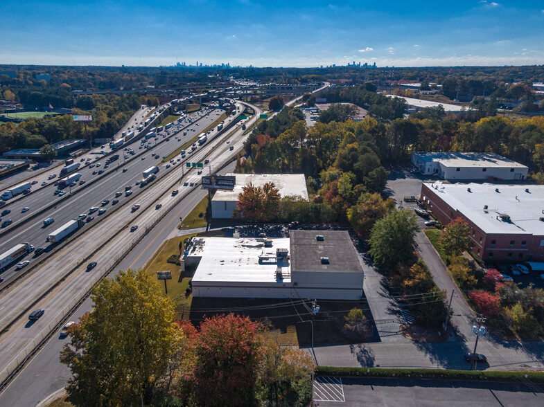 4224 Northeast Expy, Atlanta, GA à louer - Photo de l’immeuble – Image 3 sur 7