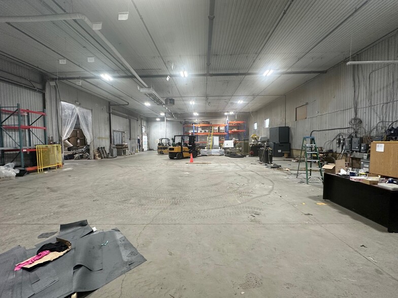 3600 Boul Losch, Saint-hubert, QC à louer - Photo intérieure – Image 3 sur 10