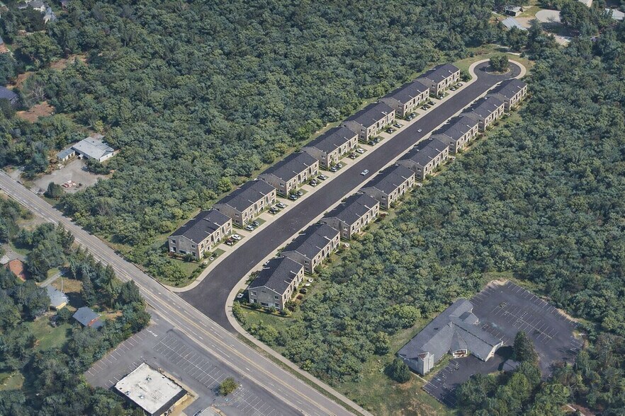 971 Beaver Grade Rd, Coraopolis, PA à vendre - Photo de l’immeuble – Image 3 sur 9