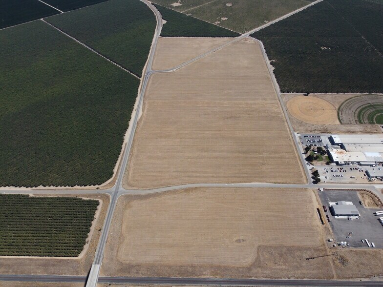 20298 Fairmead blvd, Madera, CA à vendre - Photo de l’immeuble – Image 2 sur 8