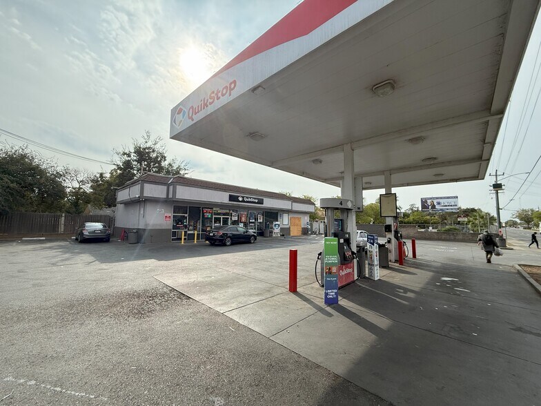 3296 Marysville Blvd, Sacramento, CA à vendre - Photo de l’immeuble – Image 3 sur 6