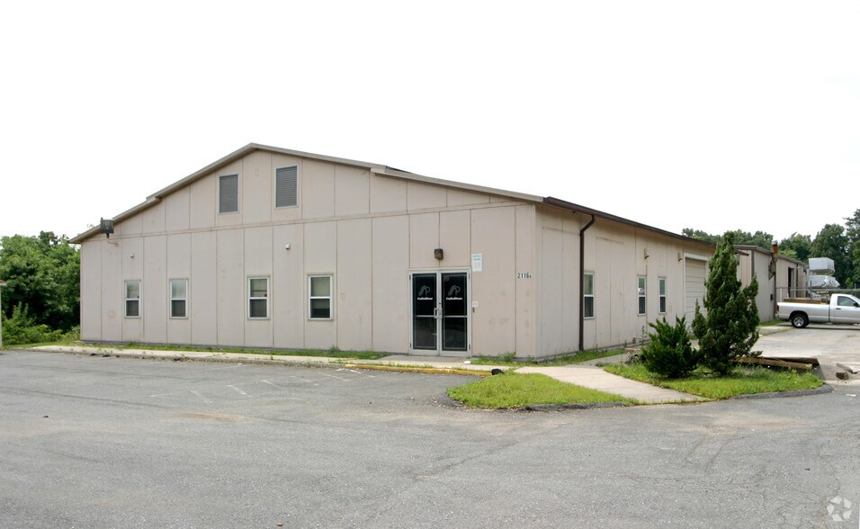 2116 Monumental Ave, Arbutus, MD à louer - Photo de l’immeuble – Image 1 sur 13
