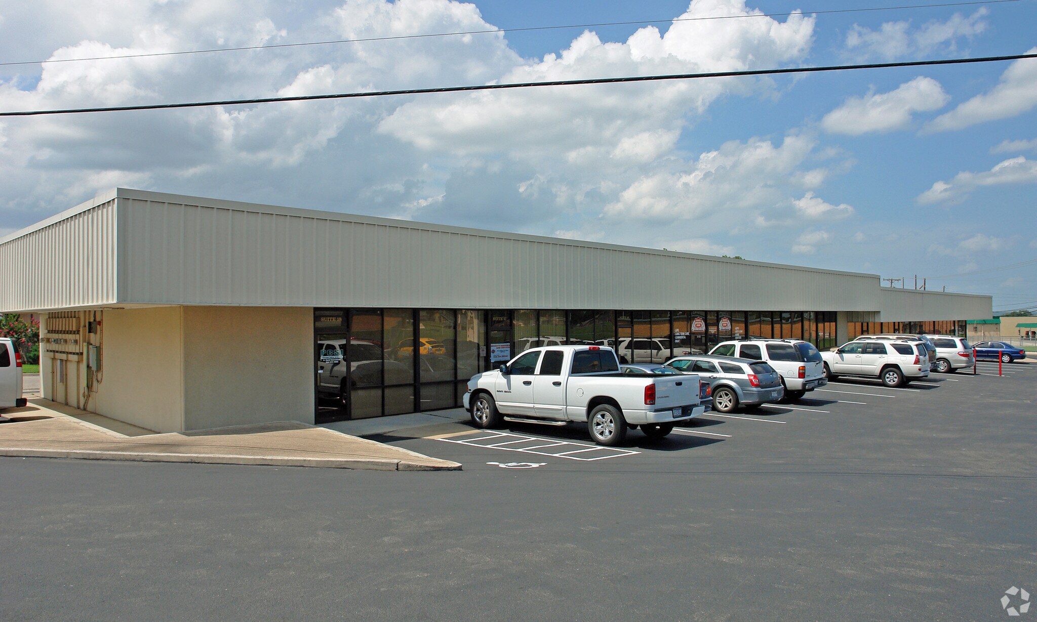 1805 Florence Rd, Killeen, TX à louer Photo principale– Image 1 sur 3