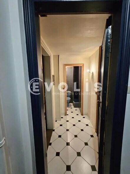 Local d'activités dans Montrouge à vendre - Photo intérieure – Image 3 sur 21