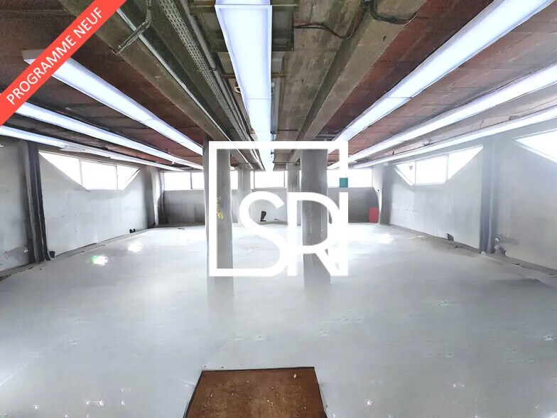 Bureau dans Clermont-Ferrand à vendre - Photo de l’immeuble – Image 3 sur 15