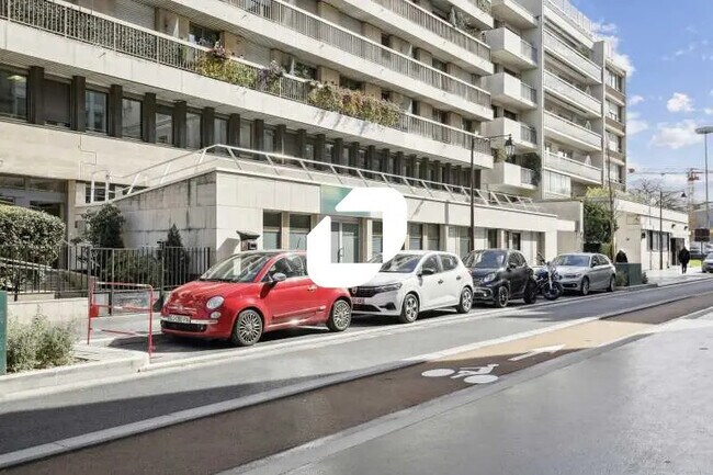 Plus de détails pour Bureau à louer