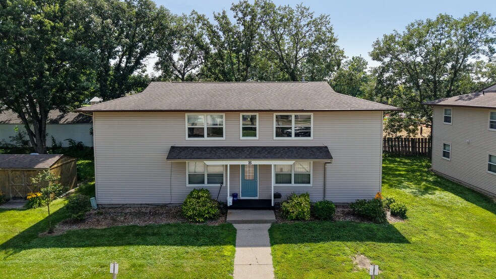 450 N Dubuque St, North Liberty, IA à vendre - Photo de l’immeuble – Image 2 sur 6