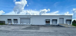 Plus de détails pour 5160 W Clifton St, Tampa, FL - Industriel/Logistique à louer
