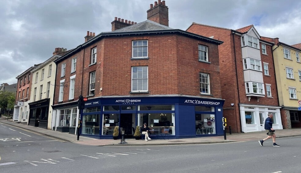 34, 38 and 40 Exchange Street, Norwich portefeuille de 3 biens à vendre sur LoopNet.fr - Photo principale – Image 2 sur 3