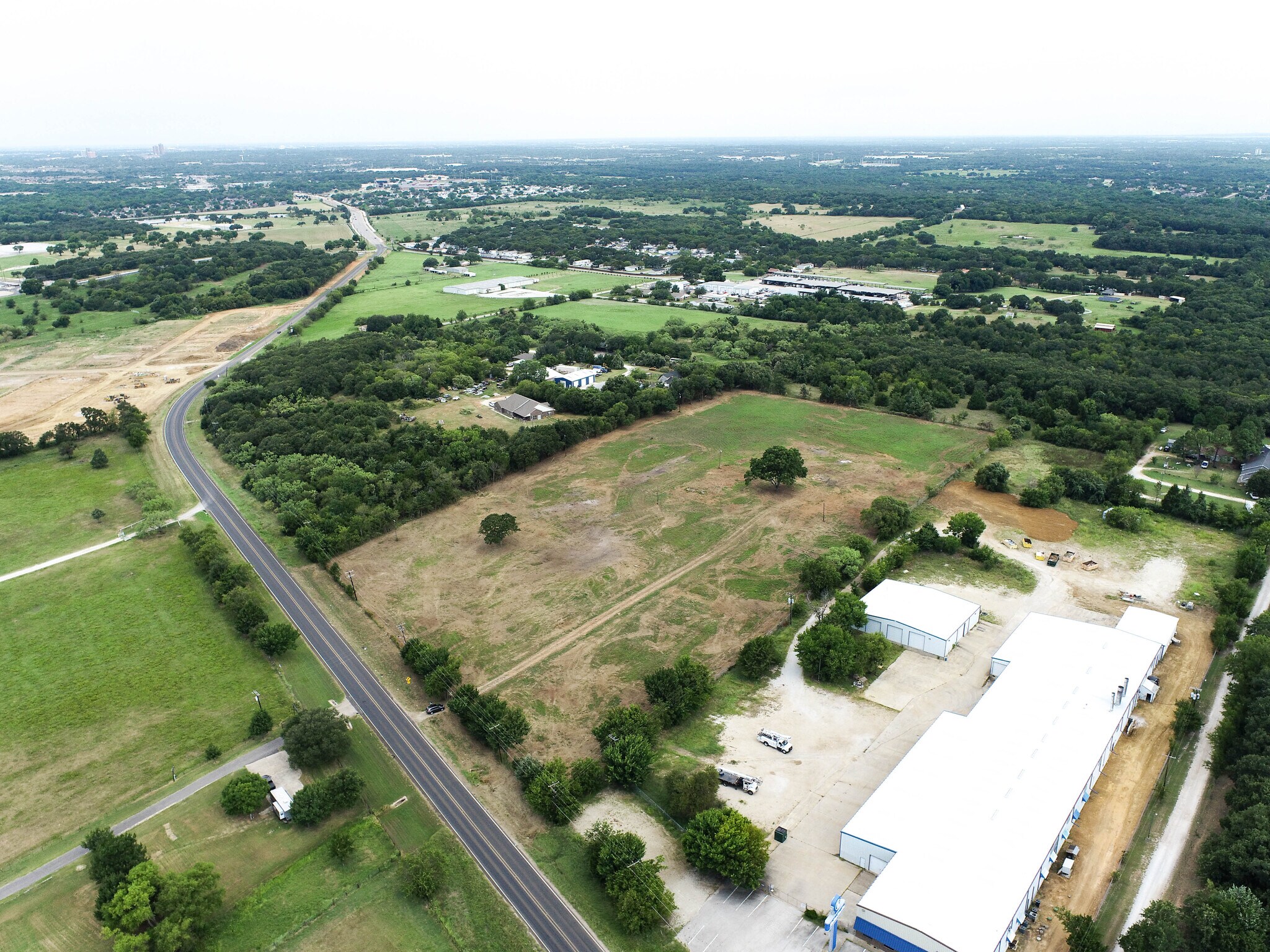 E McKinney St, Denton, TX à vendre Photo principale– Image 1 sur 4
