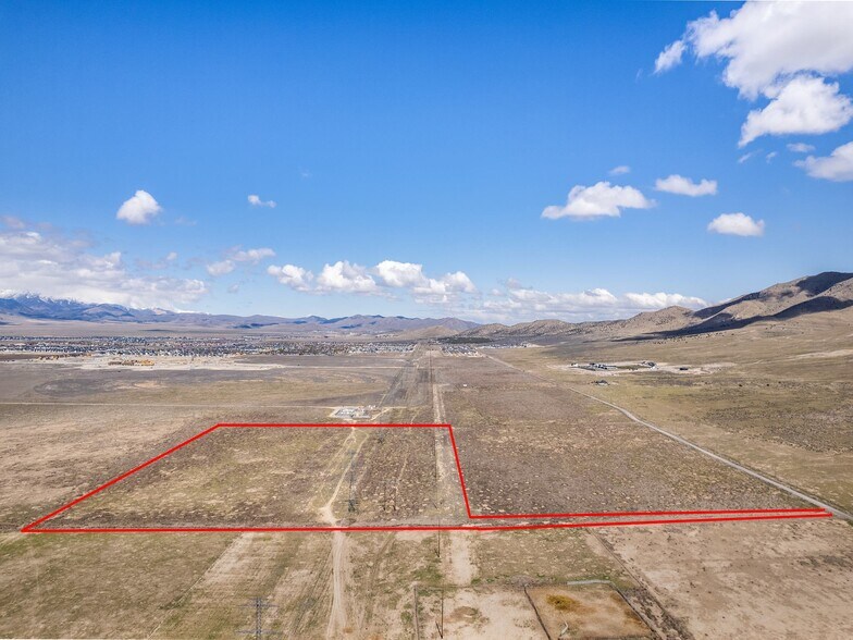 TaxID 59:019:0014, Eagle Mountain, UT à vendre - Aérien – Image 1 sur 14