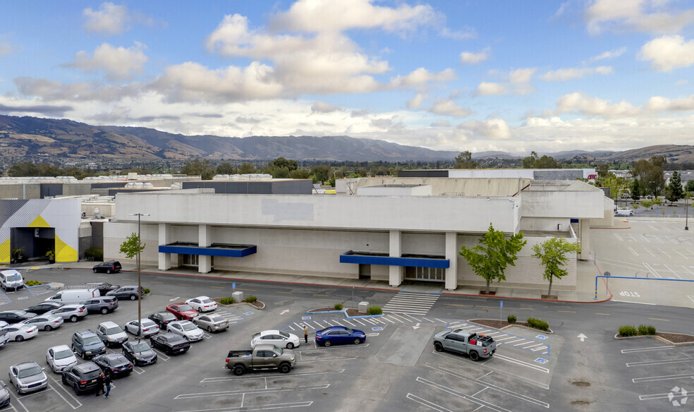 2180 Eastridge Loop, San Jose, CA à vendre - Photo de l’immeuble – Image 3 sur 9