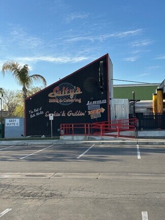 Plus de détails pour 6801 White Ln, Bakersfield, CA - Local d'activités à louer