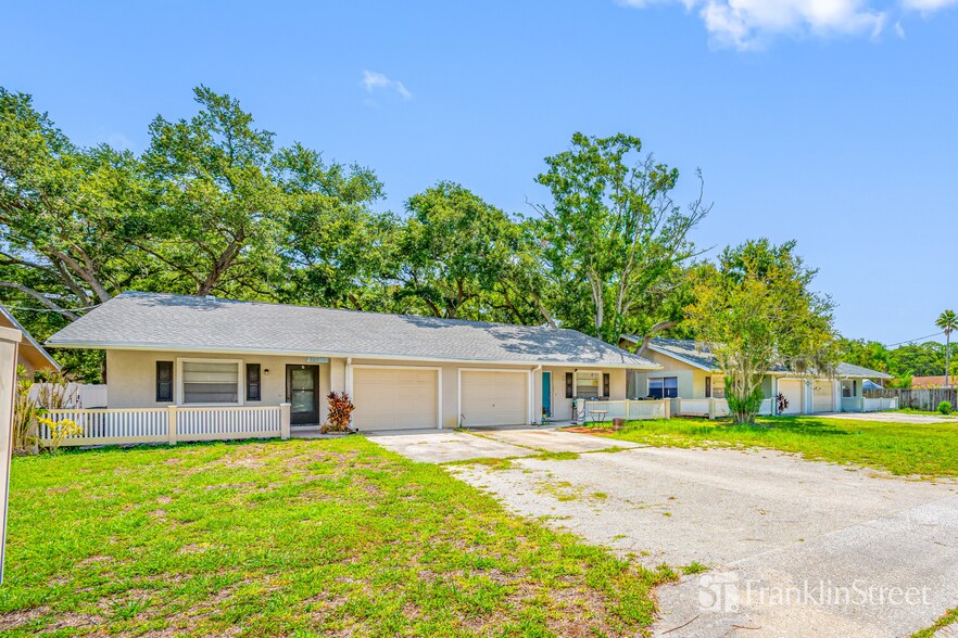 3087 St Clair Ave, Oldsmar, FL à vendre - Photo principale – Image 1 sur 5
