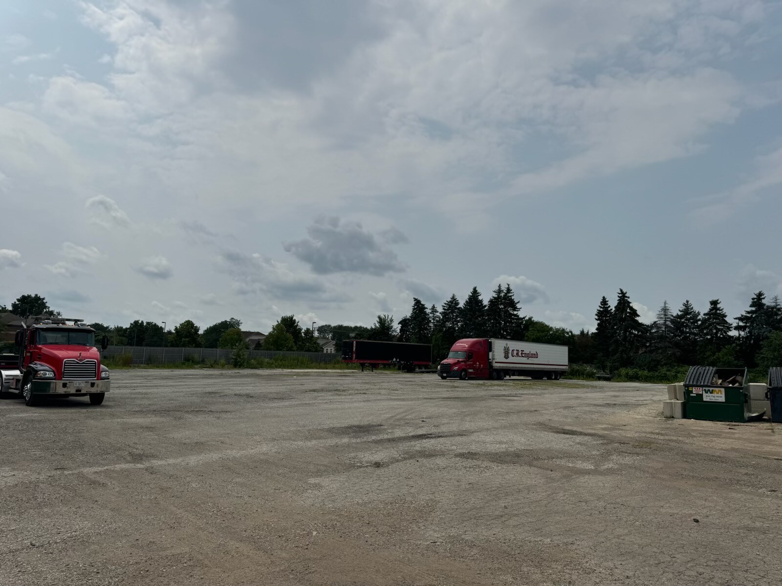 909 S Milwaukee Ave, Vernon Hills, IL à vendre Autre– Image 1 sur 5