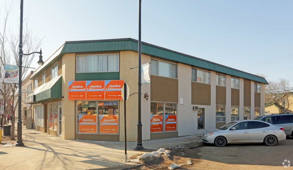 10310 100th Ave, Fort Saskatchewan, AB à vendre - Photo principale – Image 1 sur 12