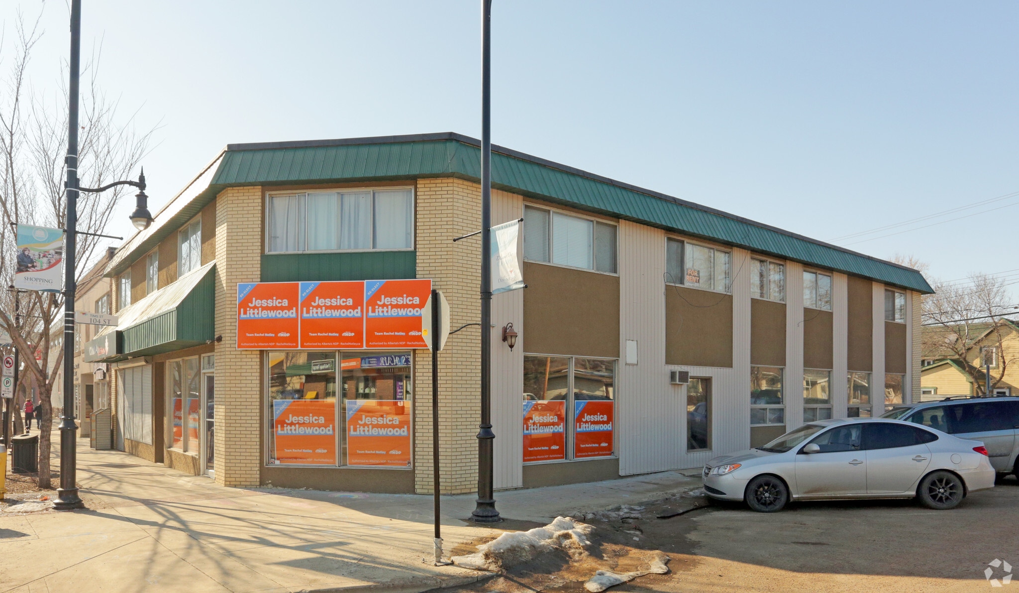 10310 100th Ave, Fort Saskatchewan, AB à vendre Photo principale– Image 1 sur 13
