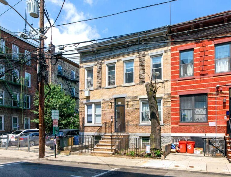 518 9th St, Union City, NJ à vendre - Photo de l’immeuble – Image 3 sur 5