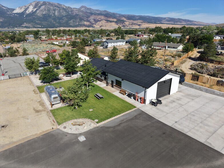 145 Esmeralda Dr, Washoe Valley, NV à vendre - Photo de l’immeuble – Image 1 sur 16