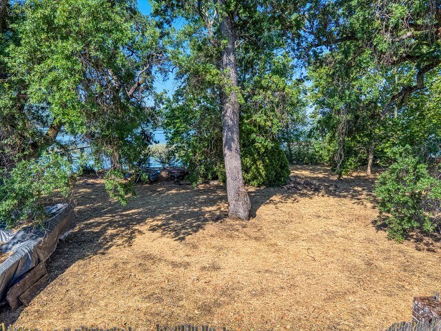 14089 Lakeshore Dr, Clearlake, CA à vendre - Photo de l’immeuble – Image 2 sur 7
